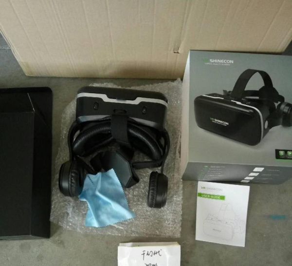 Очки виртуальной реальности для смартфона VR Shinecon 6.0 с наушниками