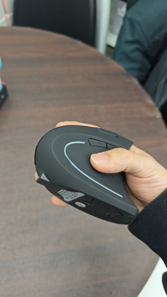 Беспроводная вертикальная Bluetooth мышь